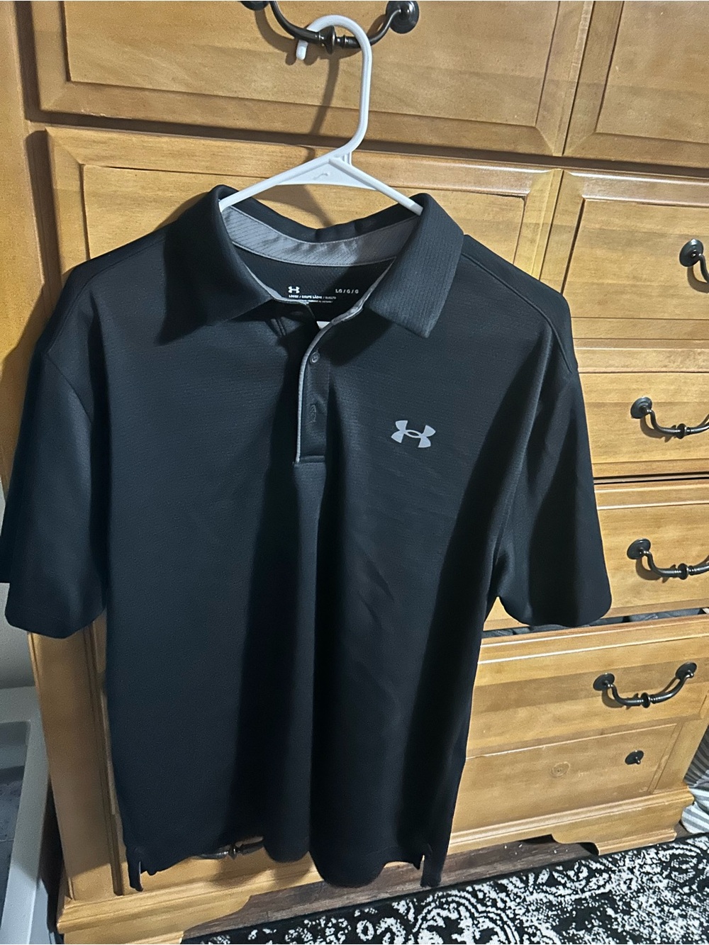 Under Armour Men’s Black Polo with Silver Logo
